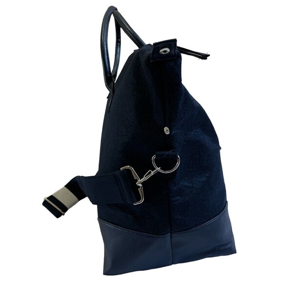 NWOT DSW EXCLUSIVE FREE FELT WEEKENDER BAG TOTE NAVY BLUE - Picture 3 of 11